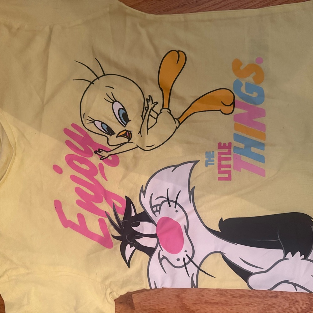 Warner Bros. Looney Tunes Yellow Tee